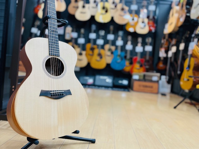 アコースティックギター選びは札幌ステラプレイス店へ！