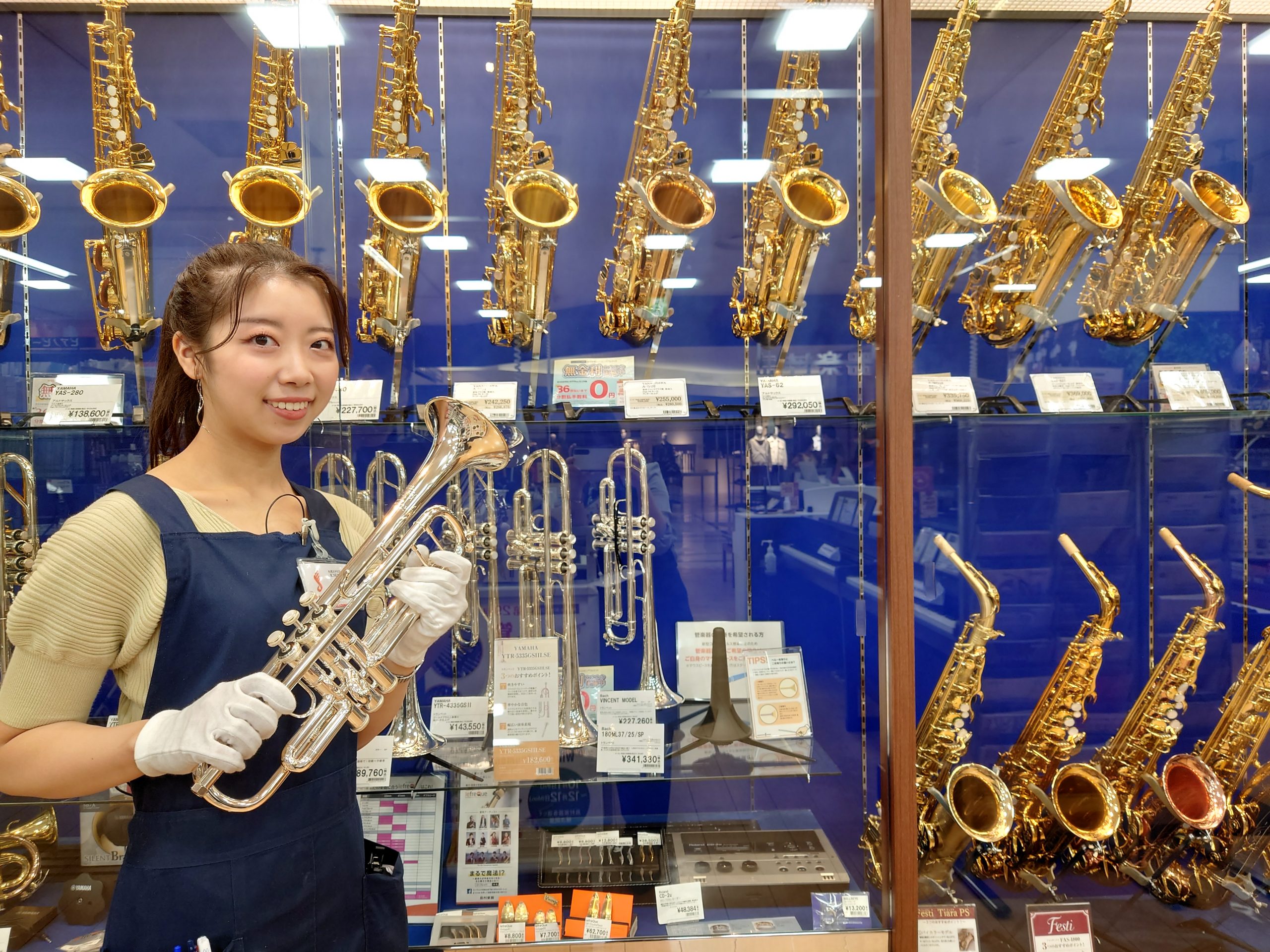 皆様、こんにちは！ 札幌ステラプレイス店管楽器担当の伊藤です♩ 小・中・高の吹奏楽部でお使いになる管楽器、趣味で楽しむための管楽器、楽団・バンドでお使いになる管楽器、、、 皆様の相棒になる管楽器をお探しします！ ぜひ一度ご来店くださいませ。 心よりお待ちしております！ *札幌ステラプレイス店の]]管 […]