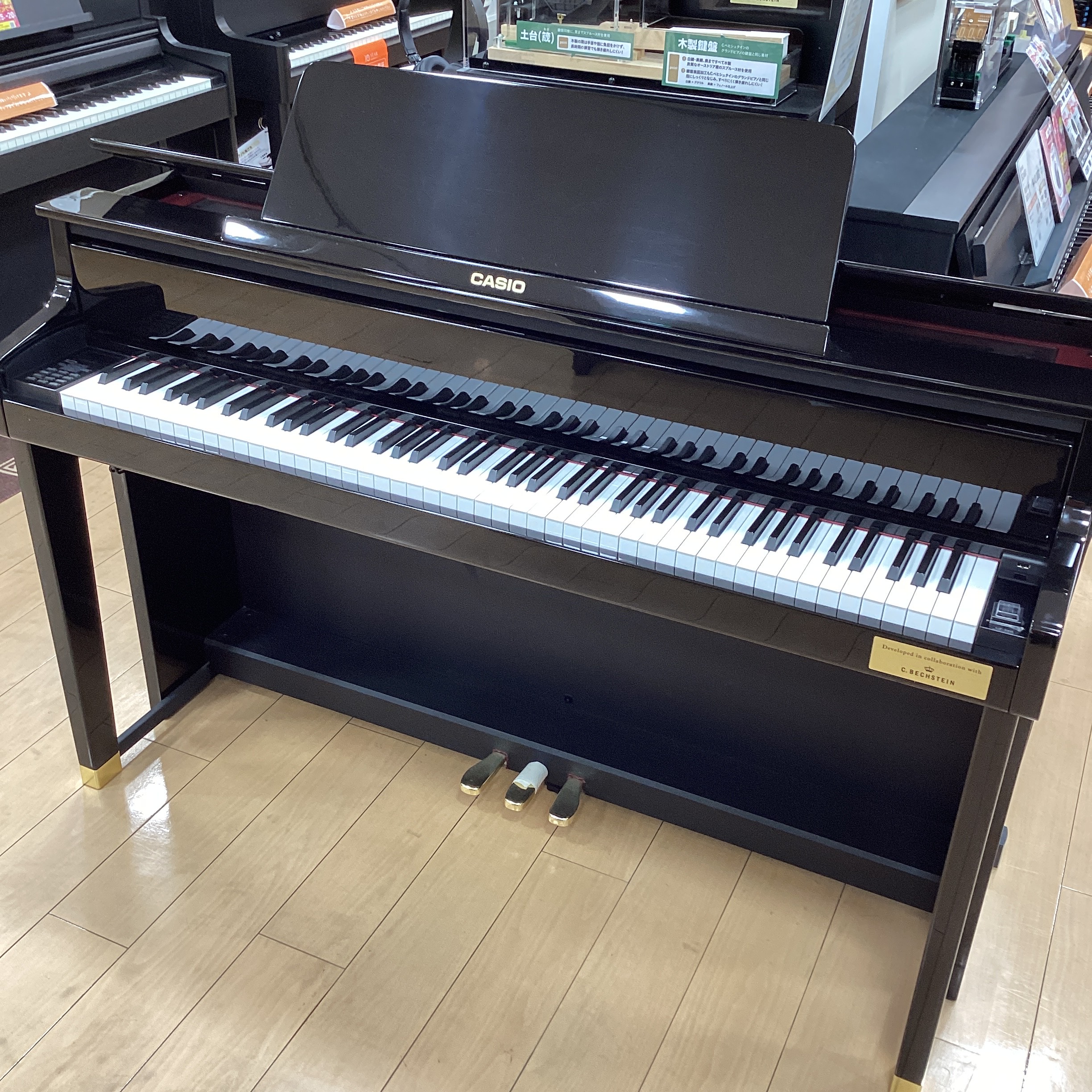 CASIOGP-1000 展示品