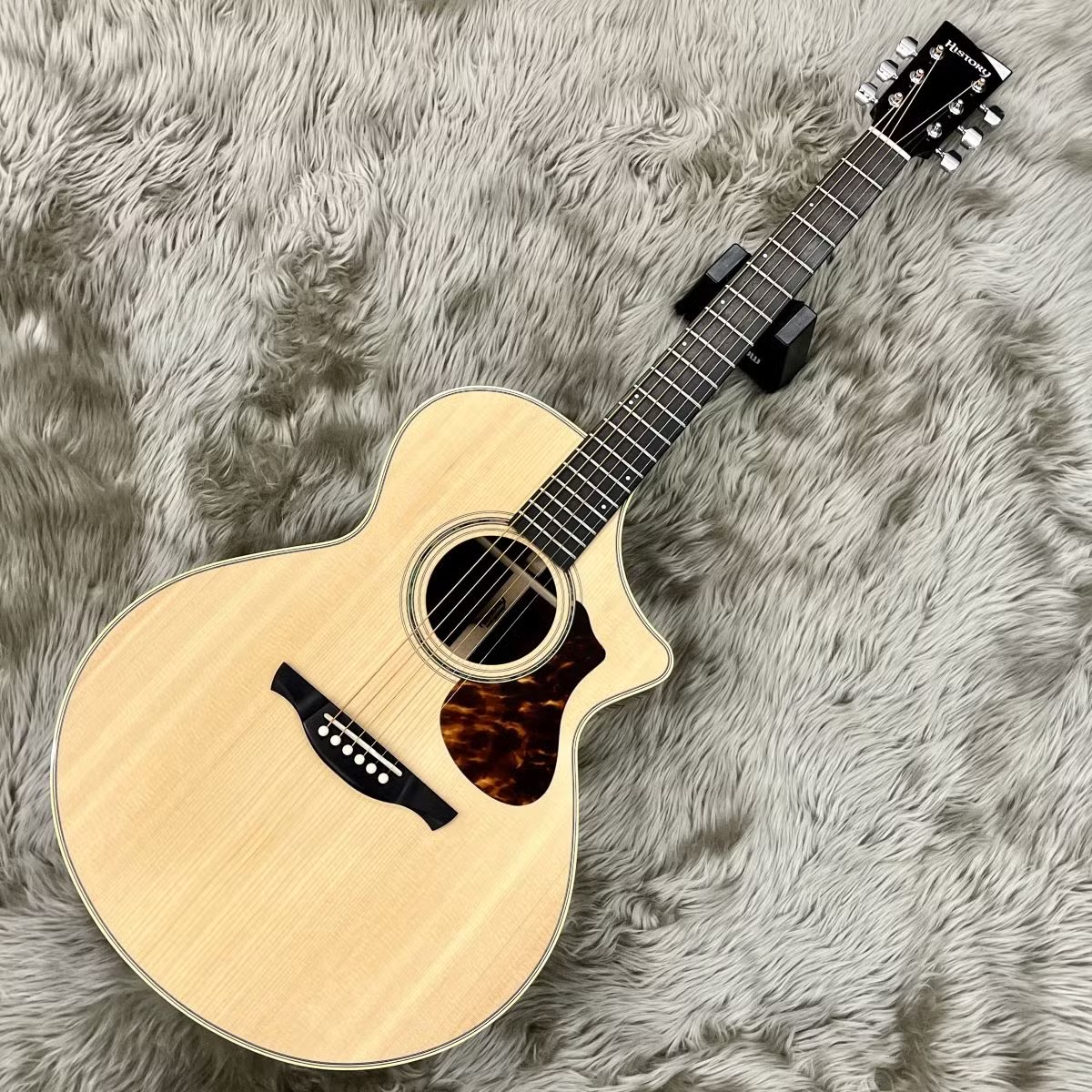 エレアコギターHISTORY NT-C3