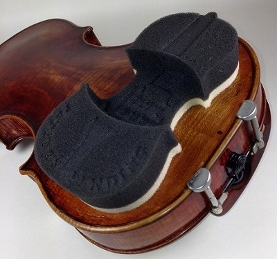 バイオリン肩当て アコースタ・グリップ のご紹介　AcoustaGrip Violin Shoulder Rests