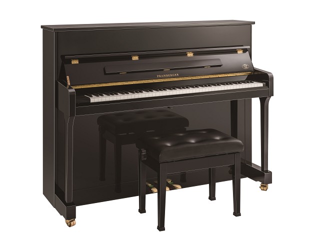 皆様こんにちは。ピアノアドバイザーの平川（ひらかわ）です。プレンバーガーピアノより30周年記念モデルの『PV115』をご紹介します。]]シャープでシンプルなヨーロピアンデザインをブラックポリッシュで仕上げました。高さ115cmでコンパクトながらも明るく豊かな音色で広いダイナミックレンジをお楽しみいた […]