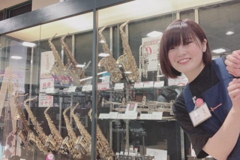 スタッフ写真 管楽器・弦楽器・ウクレレ・音楽教室 平川