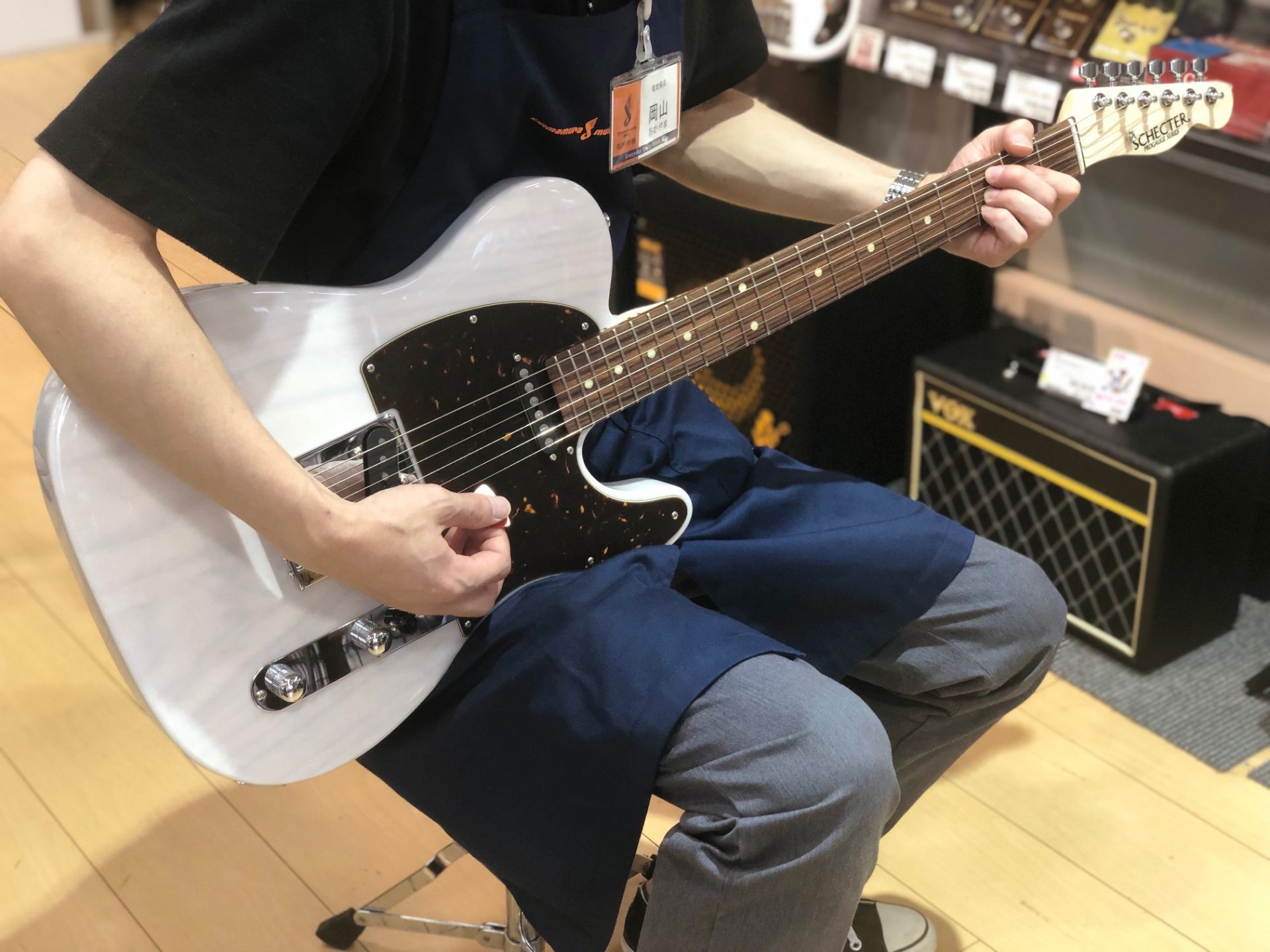 [tel2::0956-42-0220] *SCHECTER／PALS/TK エレキギター 入荷しました！ 【SCHECTER】の【PALS/TK】が当店に入荷しました！]]凛として時雨 TK氏のシグネチャーモデル！ハイパワーなピックアップを搭載しており、パワフルなサウンドです！体にフィットするボデ […]