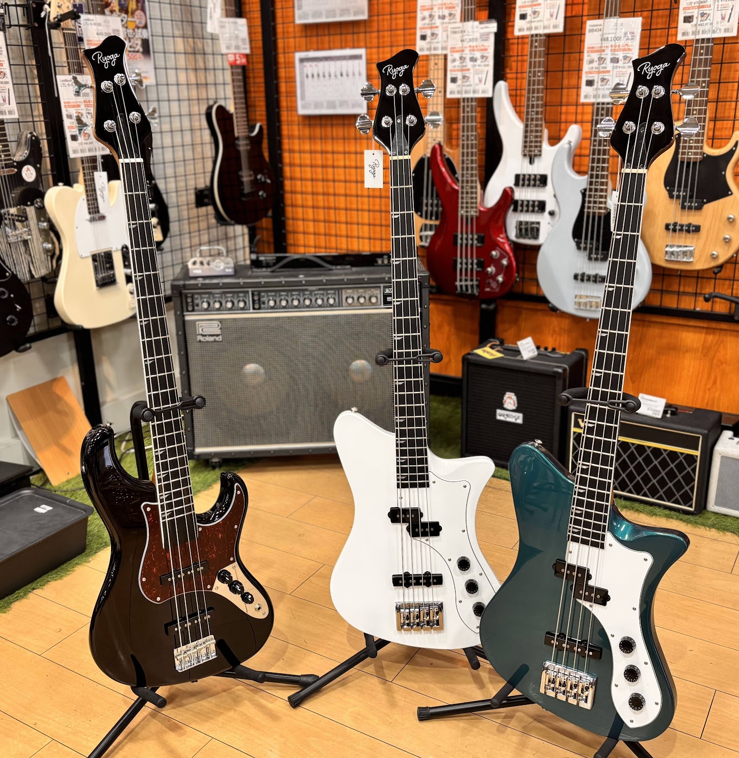 RYOGAVAL-BASS/SKATER BASS