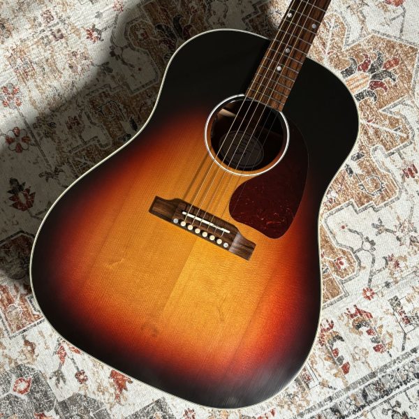 Gibson J-45 Standard TriBurst VOS \385,000(税込)