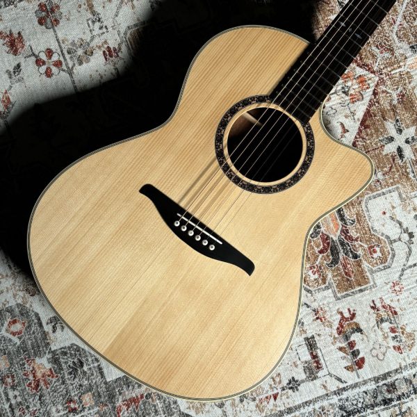 K.Yairi SRF-MH1 CE<br />
\187,000(税込)