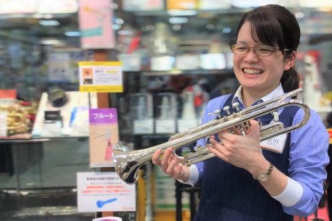 スタッフ写真 音楽教室、楽譜 増田