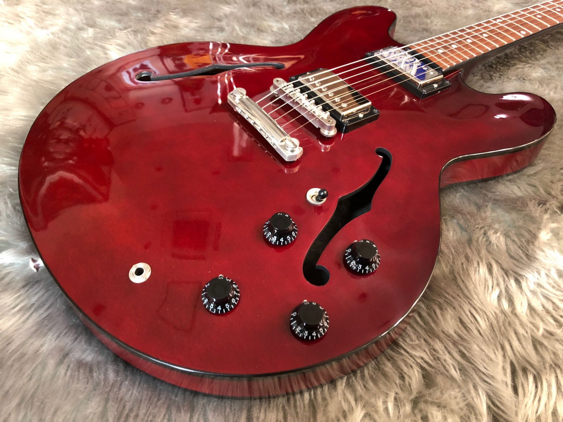 ES-335 Studio