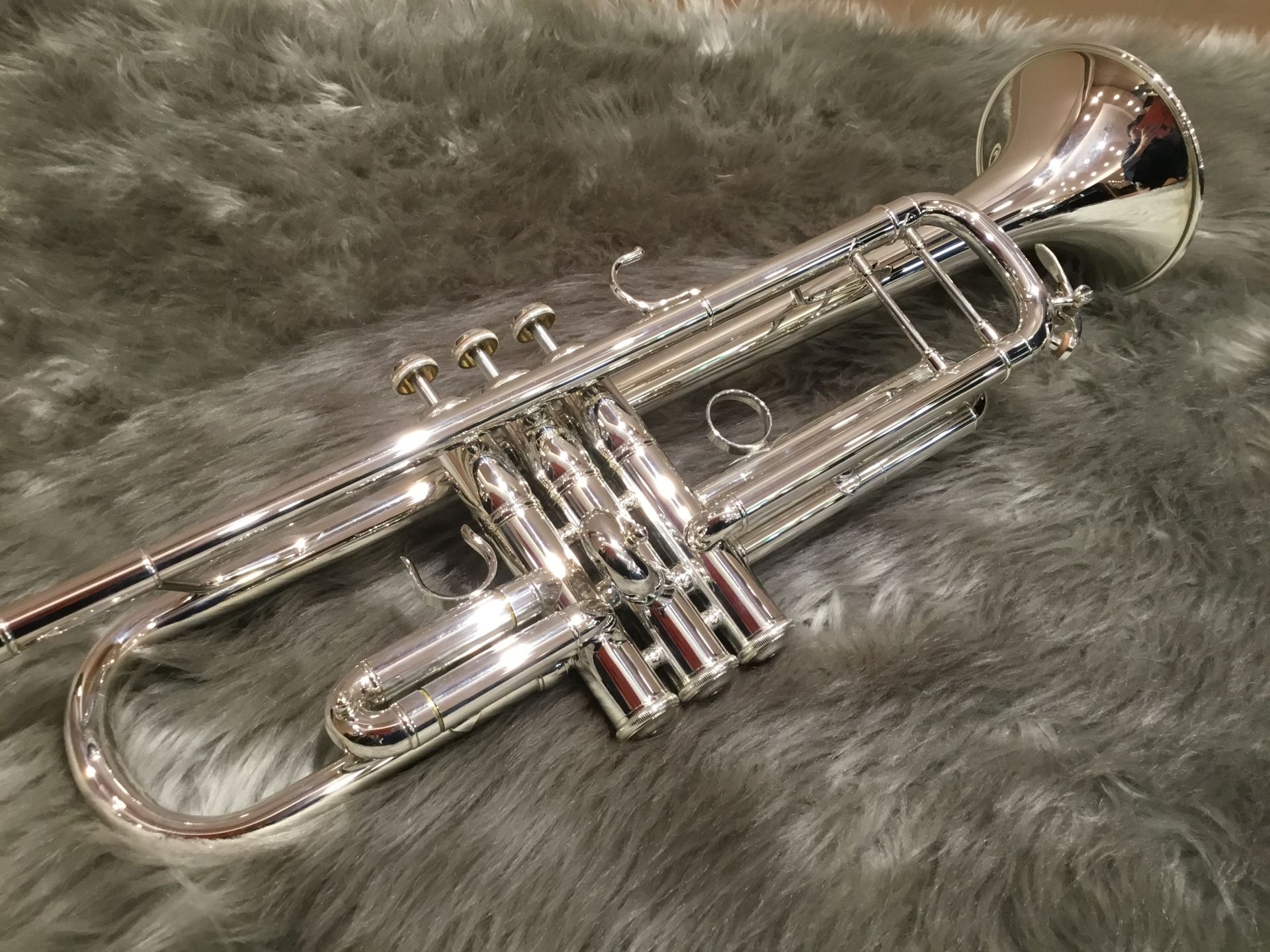 【トランペット】YTR-9335NYS入荷致しました！