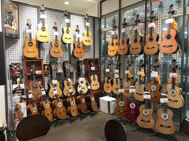 島村楽器東北地域で唯一の「桜井河野」の特約店や常時30本程度展示している仙台泉パークタウンタピオ店では国内制作家を中心に様々なクラシックギターをご用意して皆様のご来店をお待ちしております。2022年7月16日㈯~24日㈰までの期間中には「ASTURIASフェア」を開催いたします。これから始める方はも […]
