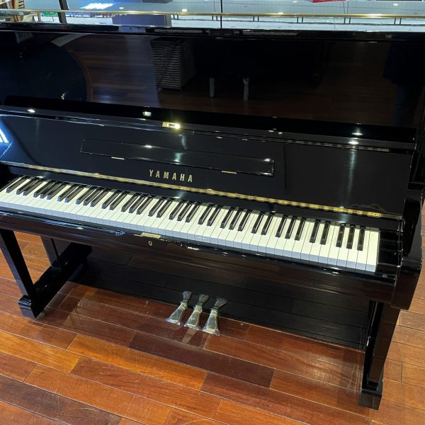 YAMAHA U1A+RSC2-1<br />
￥506,000(税込)<br />
製造年：1985年