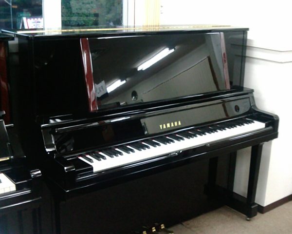 YAMAHA YU50<br />
￥935,000(税込)<br />
製造年：2004年