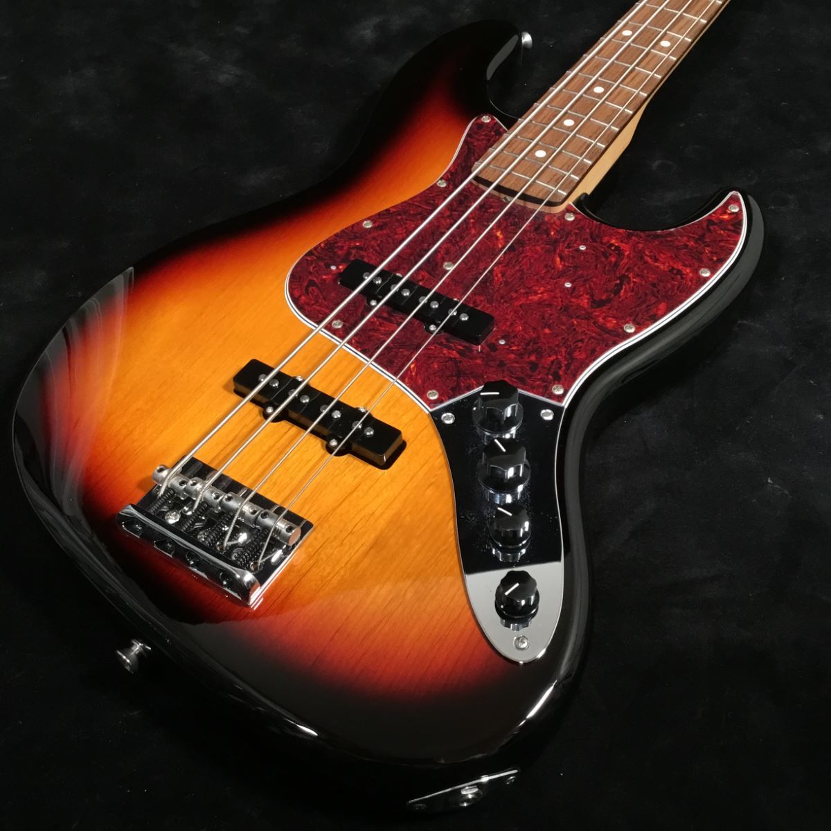 Made in Japan Limited Active Jazz Bass Rosewood Fingerboard 3-Color Sunburst