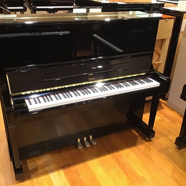 BOSTON UP132E PE/EP <br />
高さ：132cm　幅：154cm<br />
奥行：67cm　重さ：302kg<br />
￥2,222,000(税込)<br />
