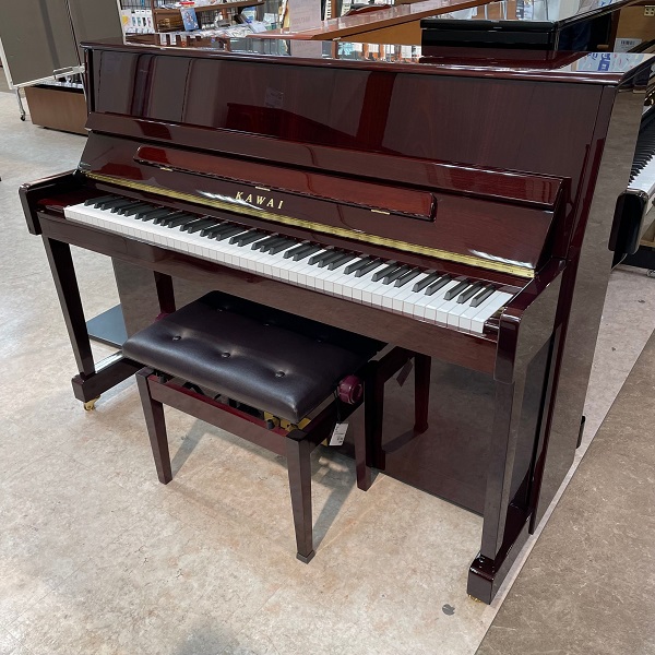 KAWAI K-114SN<br />
高さ：113cm　幅：150cm<br />
奥行：59cm　重さ：193kg<br />
￥698,000(税込)<br />
→ご成約済み／入荷待ち