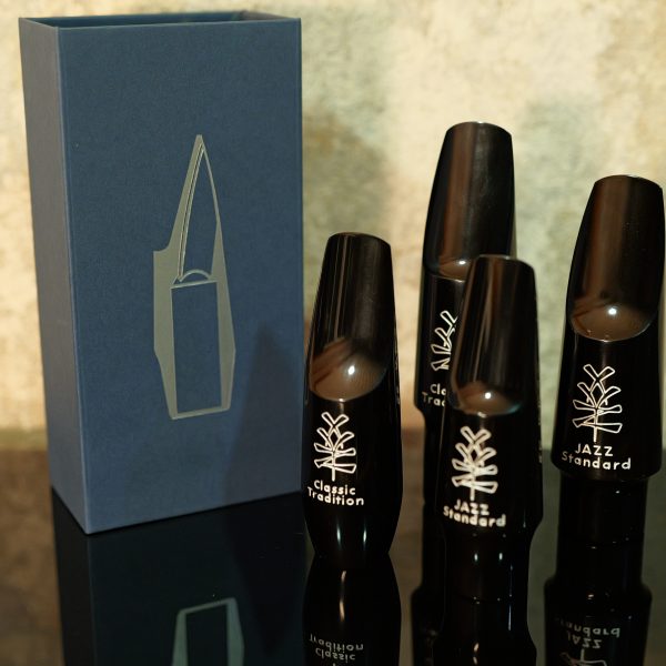 ジャズ・クラシックをご用意しております。