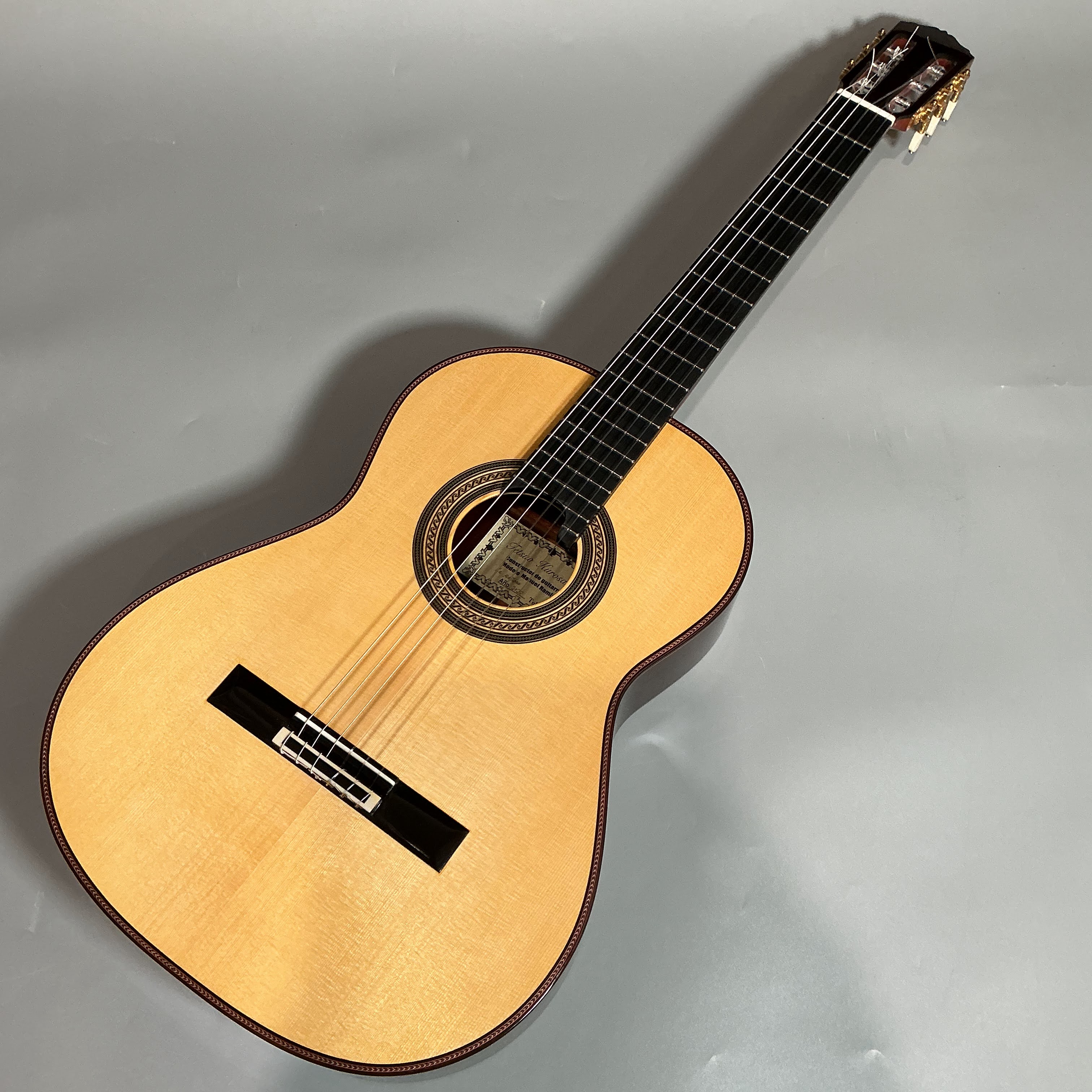 黒澤 哲郎Mラミレス/LaPatrona/横裏選定材モデル