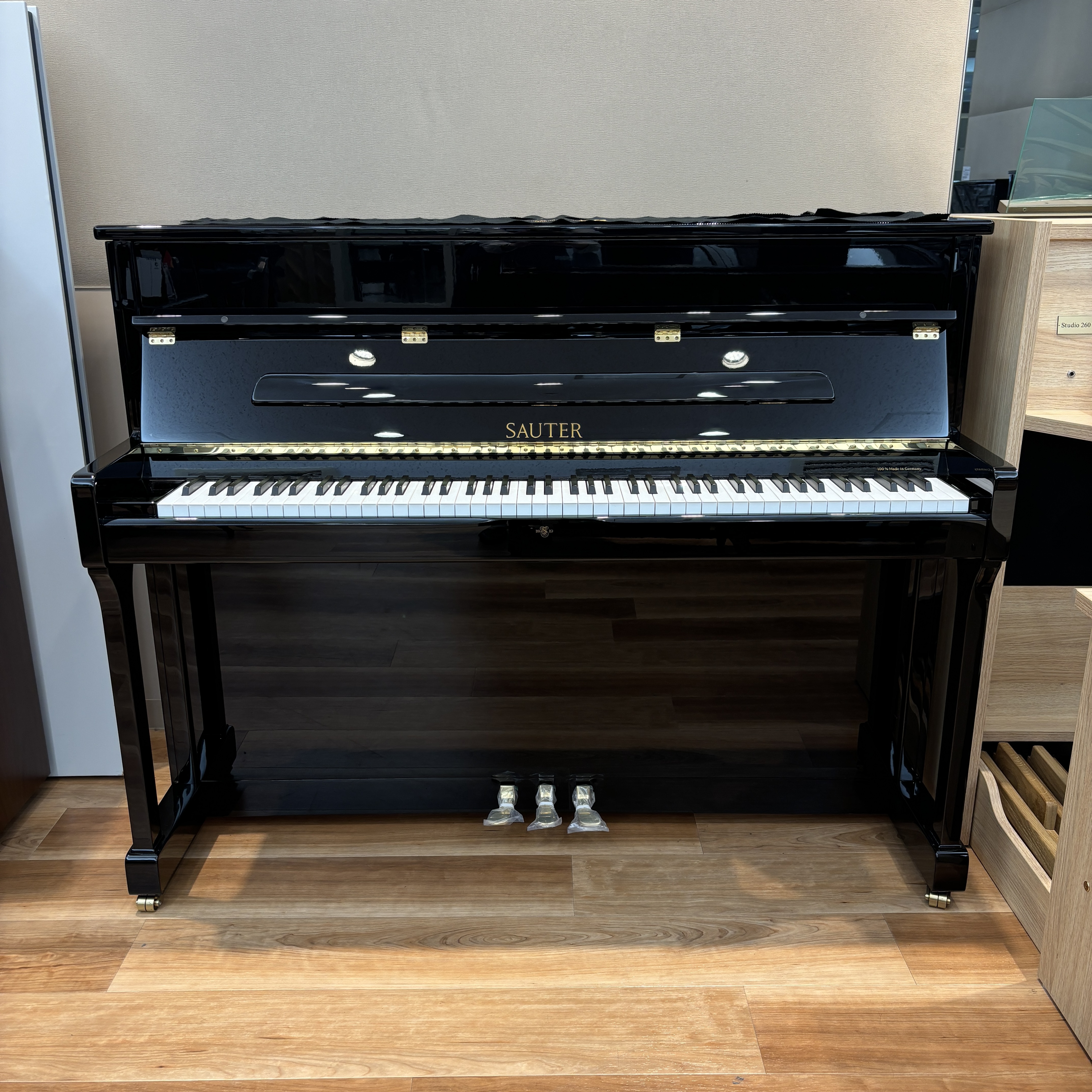 SAUTER114Premiere (BP)