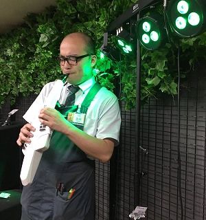 スタッフ写真 デジタルアドバイザー (シンセ、DJ) コンパクトエフェクター 志村