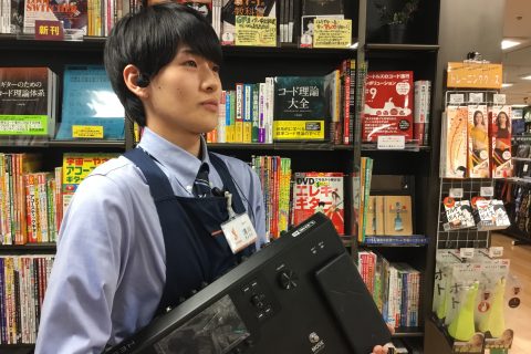 スタッフ写真 アンプ マイク 弦 DI 清川