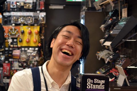 スタッフ写真 デジタルシニアマーチャンダイザー (デジタル製品全般) 阿部