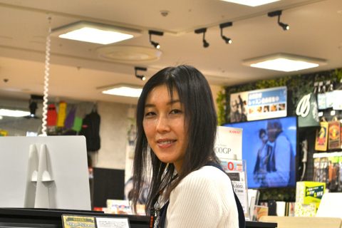 スタッフ写真 キーボード 越後