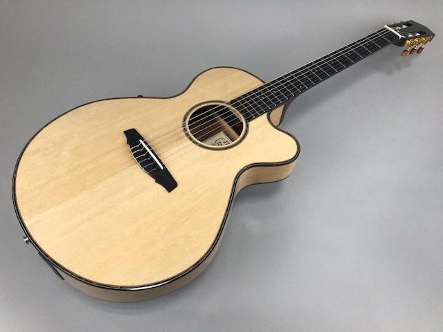 【HAPPY MUSIC Xmas】仙台店のエレガットギター