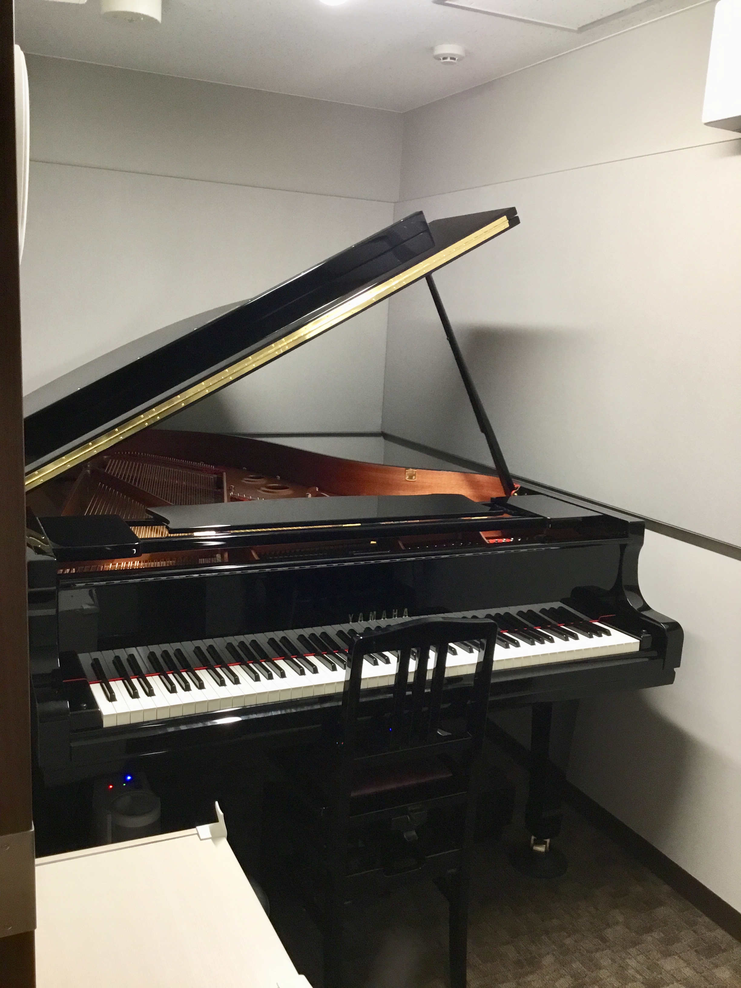 【音楽スタジオ】ピアノや楽器の練習ができる！レンタルルームのご案内【仙台駅から徒歩3分】