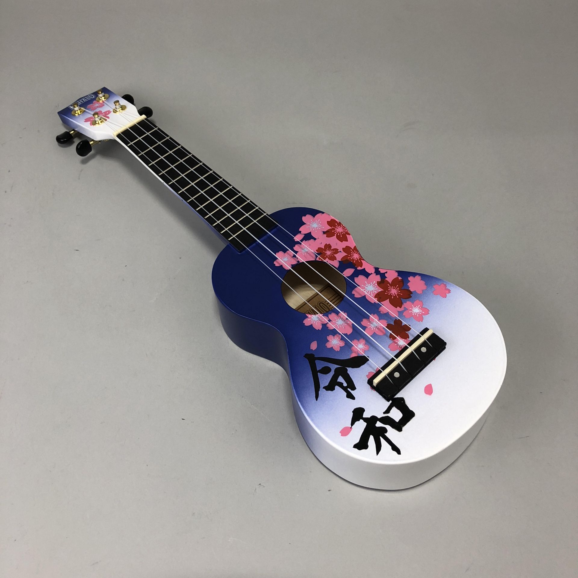 令和ウクレレ入荷致しました！
