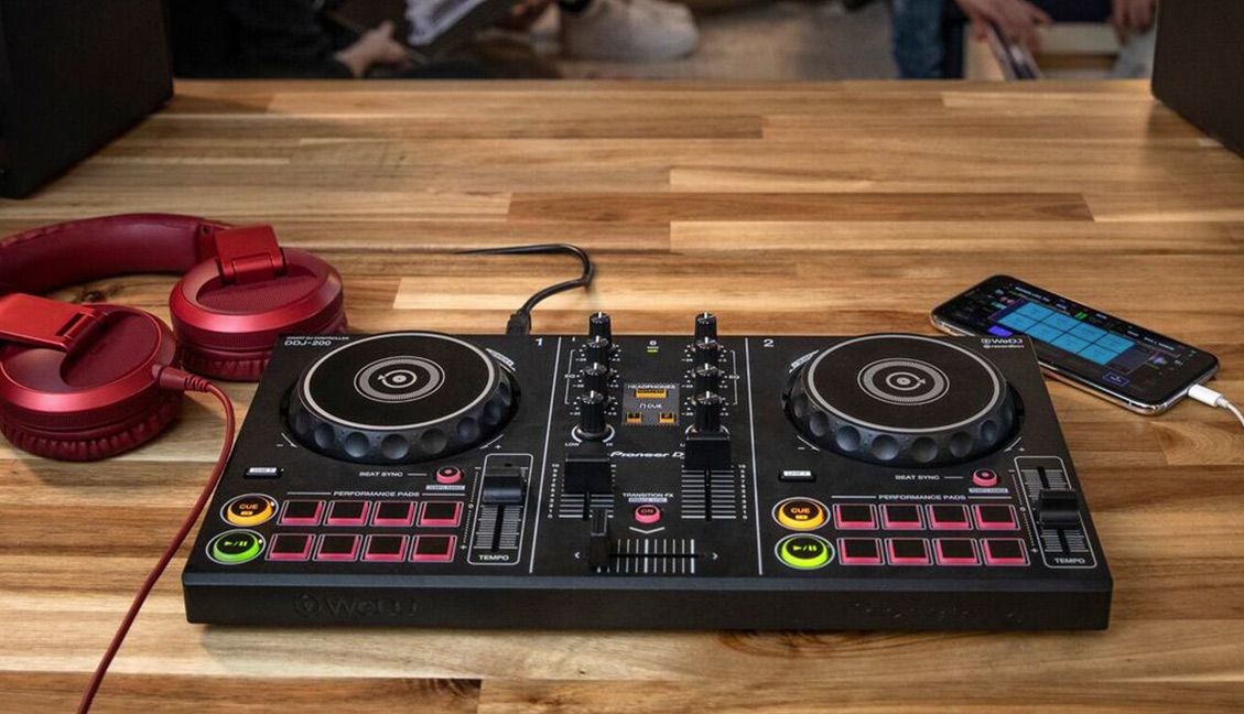 DDJ-200 台数限定モバイルバッテリープレゼントキャンペーン開始！