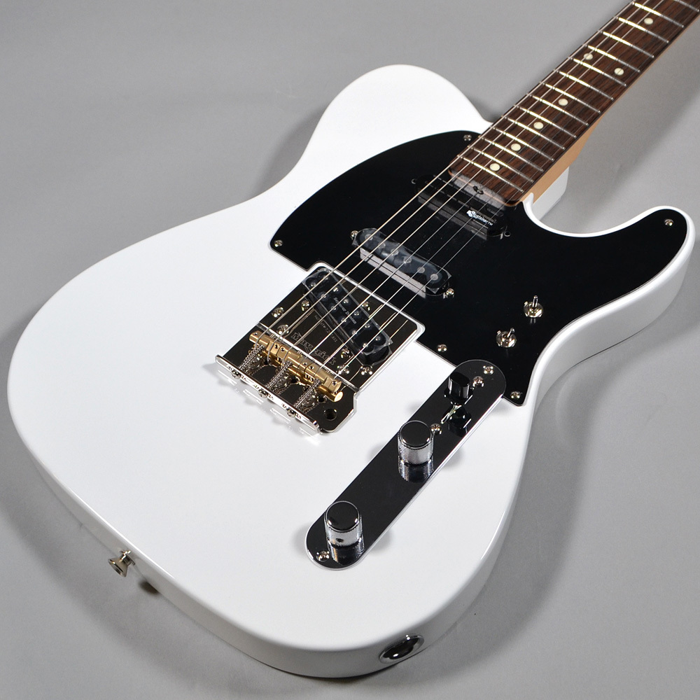 日本が世界に誇るスーパーギタリスト、MIYAVIのシグネイチャーTelecaster展示中です！ *Miyavi Telecaster Rosewood Fingerboard Arctic White 2016年に入手して以降、アルバム『SAMURAI SESSIONS vol.3 - World […]