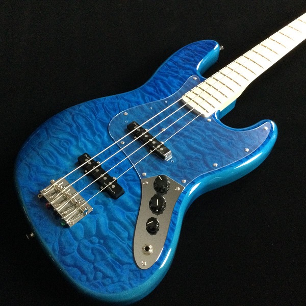 Fender FSR Made In Japan Traditional II 70s Jazz Bass<br />
傷有りの為通常￥178,200→￥142,560の現品特価！