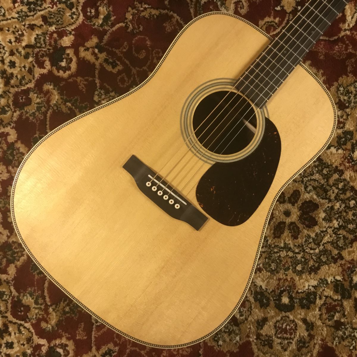 Martin【選定品】HD-28 Standard