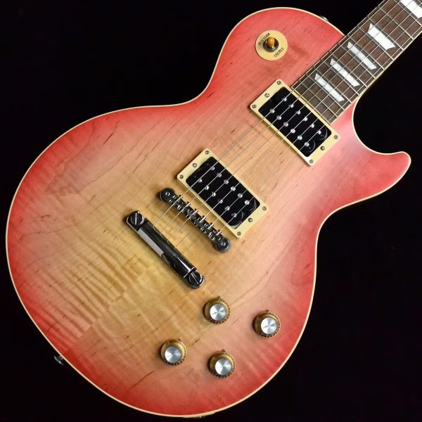 Gibson Les Paul Standard 60s Faded<br />
ヘッドのくびれ部分両側に塗装の溶けた跡がある為<br />
通常価格￥297,000(税込)<br />
↓<br />
特別価格¥282,150(税込)