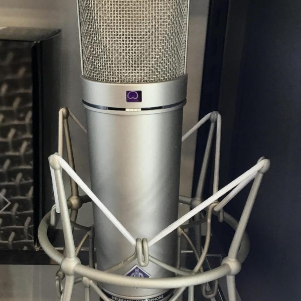 NEUMANN<br />
U 87 Ai Studio set スタジオセット コンデンサーマイク ショックマウント付き<br />
￥ 514,800 税込