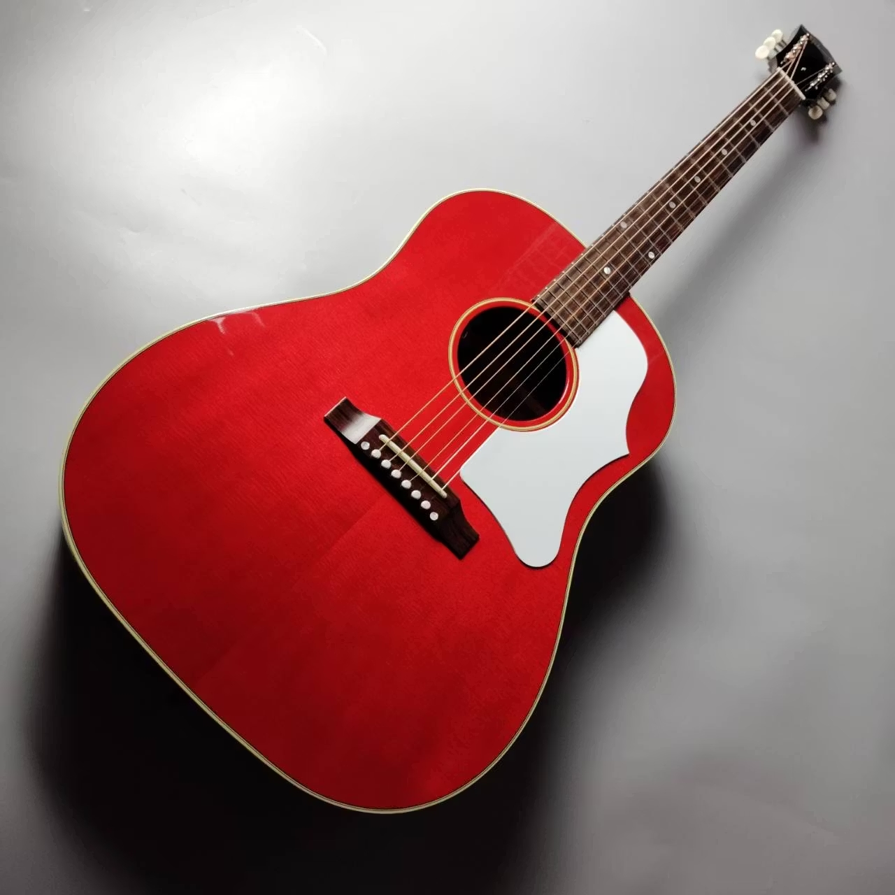 Gibson50s J-45 Cherry Topカスタムショップ製