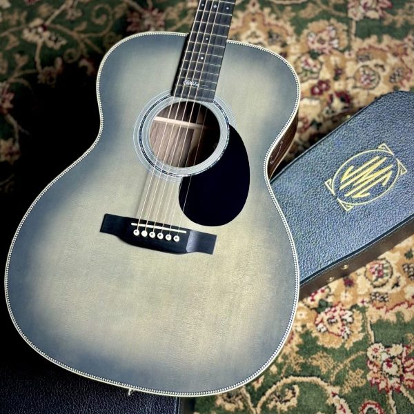 Martin：中古OMJM John Mayer 20th Anniversary Platinum Gray Burst<br />
￥798,000(税込)