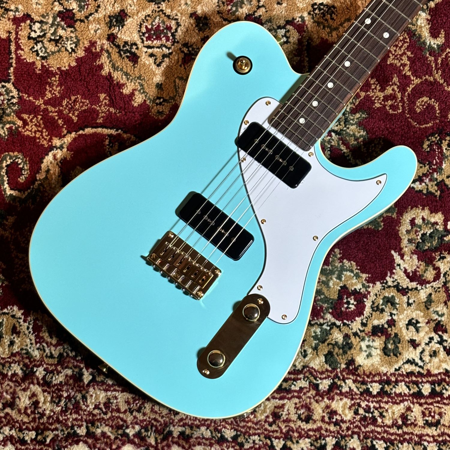 こだわりぬいたショップオーダーモデルや、買い付けギターフェアを開催いたします。 K’z Guitar / MOON / MOMOSE などの国産ブランドのショップオーダーモデル、弊社バイヤーによる買い付けセレクト品も入荷予定、厳選したギターを多数展示いたします。 木材選定やネックグリップ、ピックアッ […]