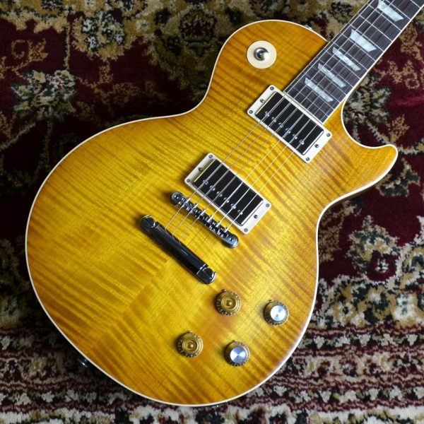 Gibson：Kirk Hammett "Greeny" Les Paul Standard<br />
パーツのくすみがあるため、通常価格￥440,000(税込)→￥398,000 (税込)
