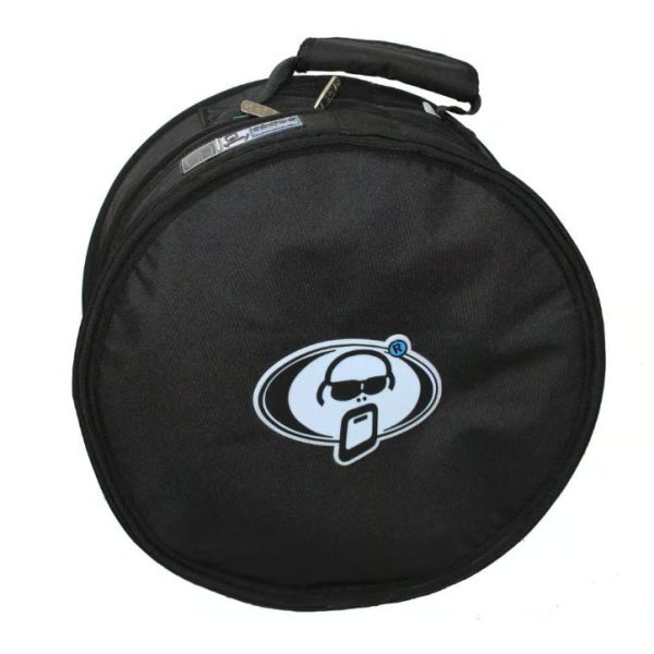 PROTECTIONracket/3006R<br />
リュックタイプ、手持ちハンドル付き<br />
サイズ：14"X6.5″のスネアに対応<br />
販売価格：¥11,110<br />
同モデルで他にもサイズありますのでご相談ください！