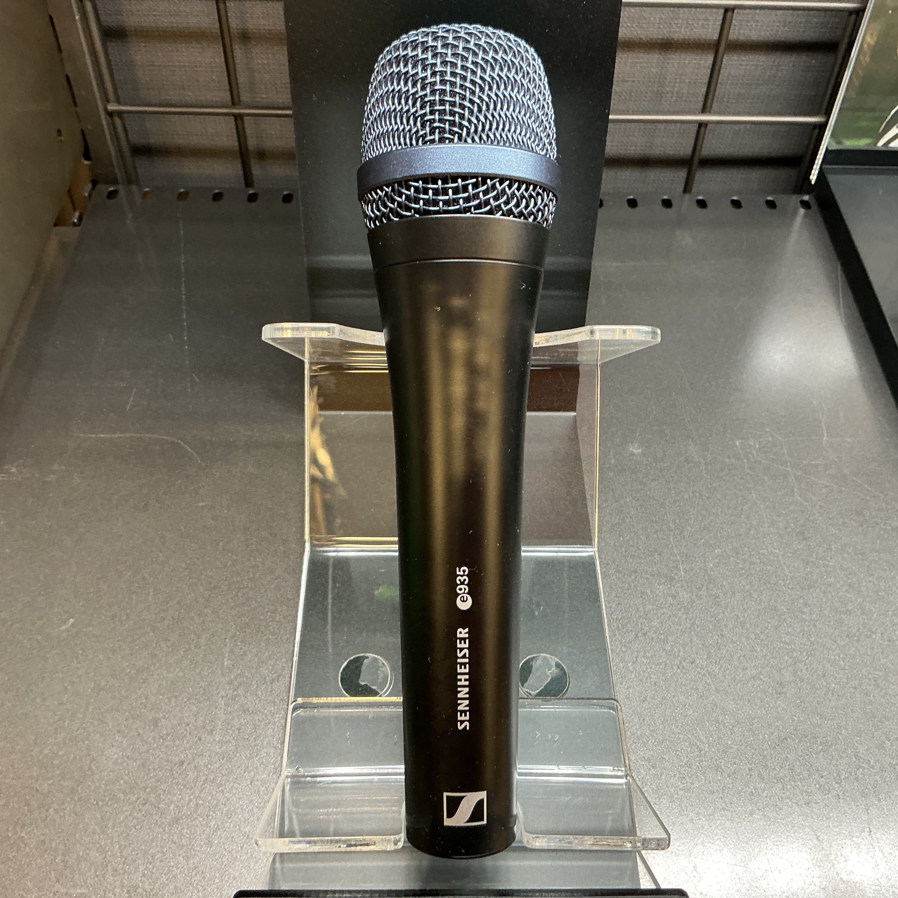 ゼンハイザーe 935