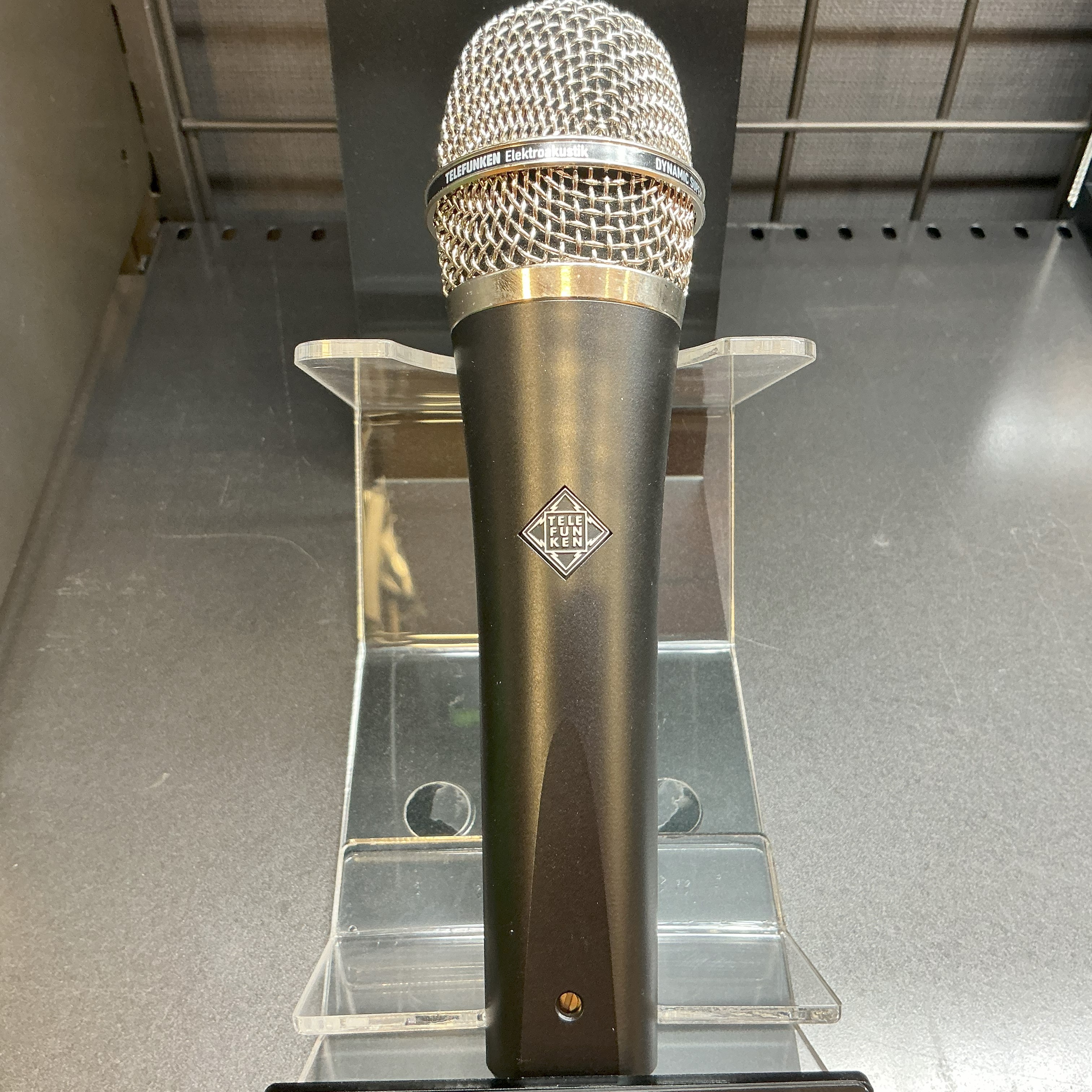 TELEFUNKENM80 STANDARD