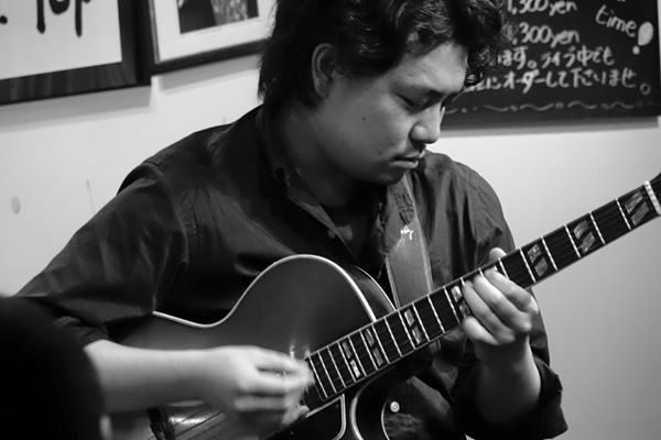 【音楽教室】アコースティックギター教室講師紹介　小川 寛峻先生
