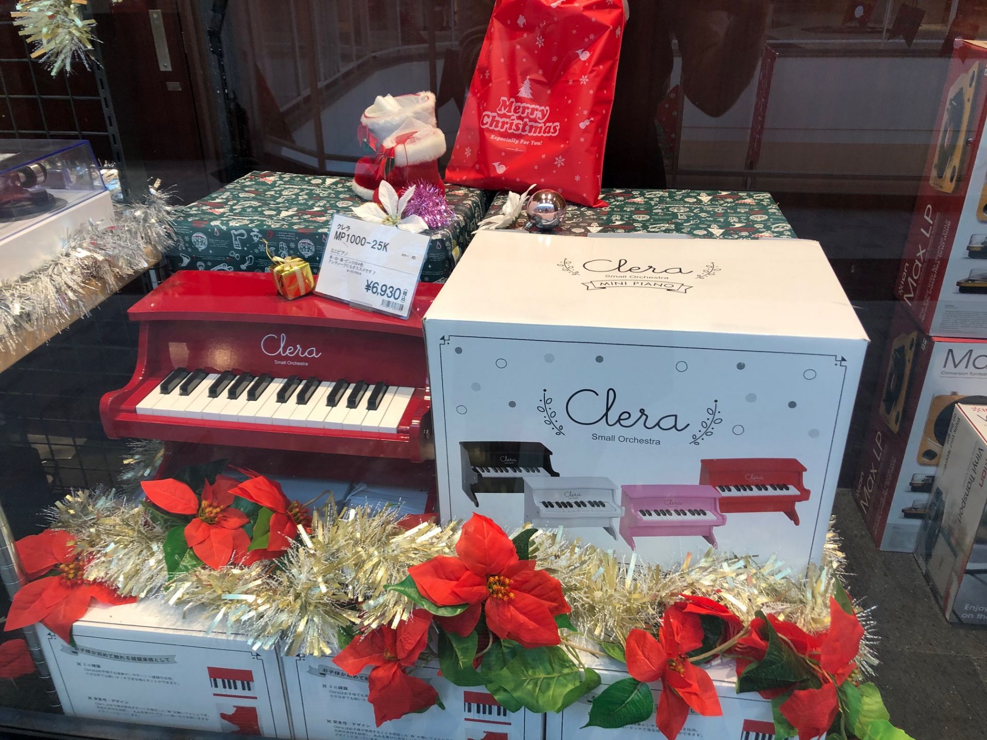 【ミニピアノ】クリスマスプレゼントにおすすめ♪クレラミニピアノ入荷しました！