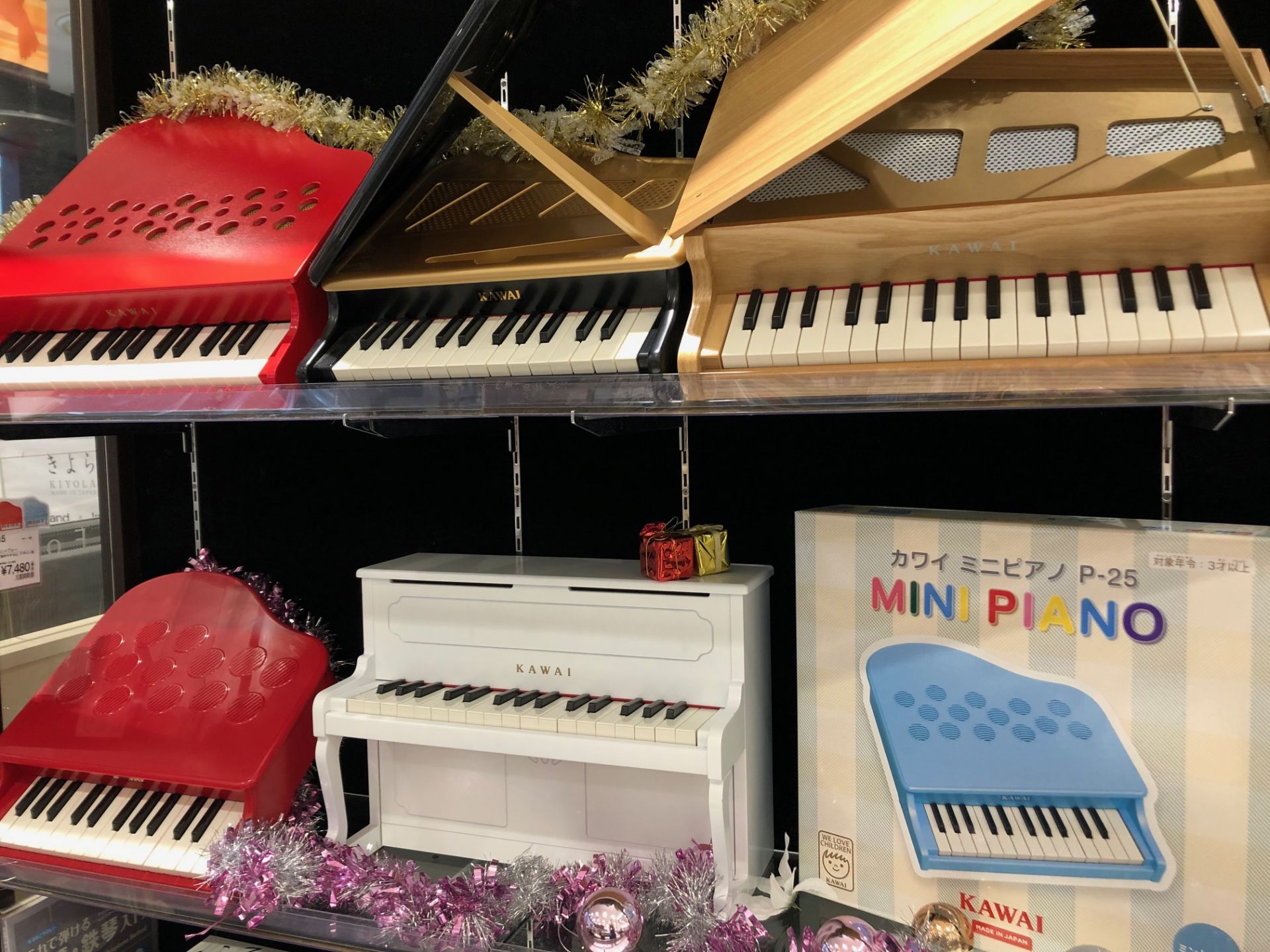 ミニピアノ クリスマスプレゼントにおすすめ カワイミニピアノ揃えています イオンモールりんくう泉南店 店舗情報 島村楽器