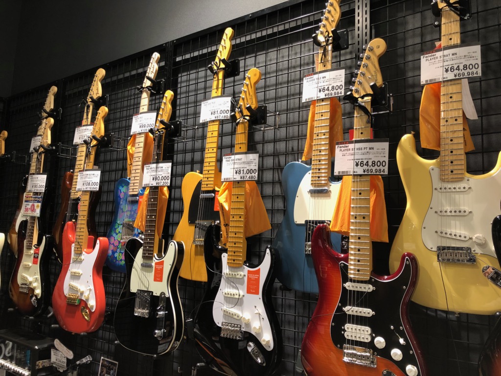 【11/17(土)更新】Fender エレキギター・ベース在庫情報