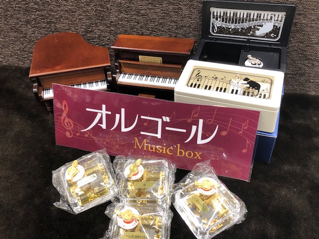 【音楽雑貨】プレゼントにも最適！オルゴール入荷しました。