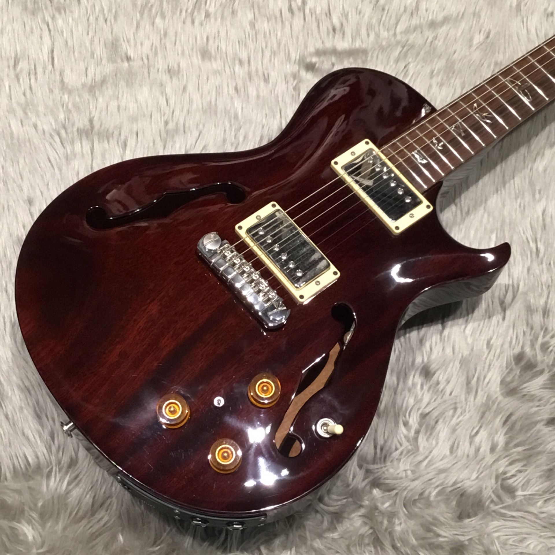 *Paul Reed Smith(PRS) 国内外の著名ギタリストから圧倒的支持を集めているのがPRS(ポールリードスミス)です！]]優れたデザインとサウンドはもちろん、弾きやすさなどギタリストの欲求をすべて満たしてくれる数少ないブランドです！]]特にUSA製は人気が高く、メインとして使用しているプ […]