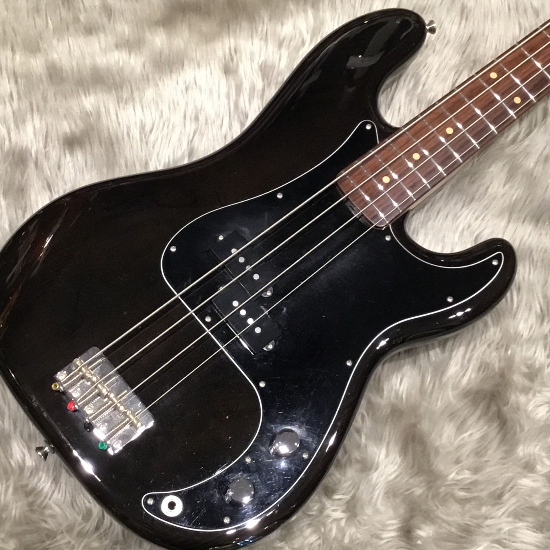 【新入荷情報】中古FREEDOM CUSTOM GUITAR RESEARCHのRetro series PB-4st./BLK プレベ入荷！